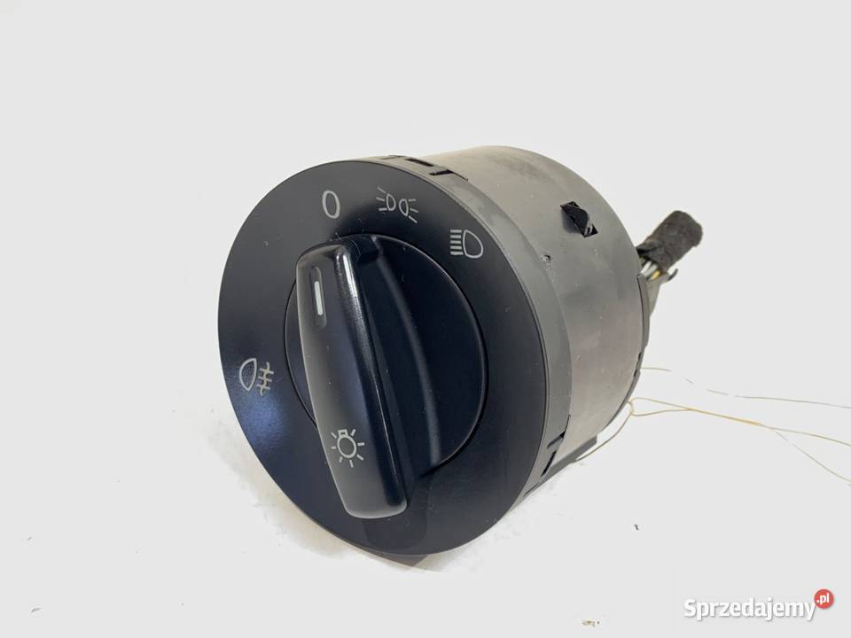 WŁĄCZNIK ŚWIATEŁ VW GOLF V 0310 PRZYCISK