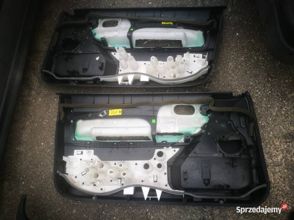 Kanapa boczki skóra czarna Renault megane Biłgoraj