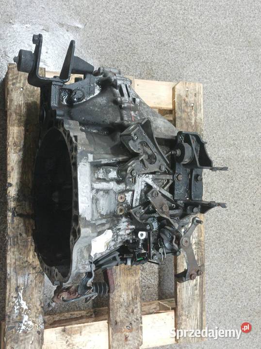 SKRZYNIA BIEGÓW 20 D4D Toyota Avensis II świętokrzyskie