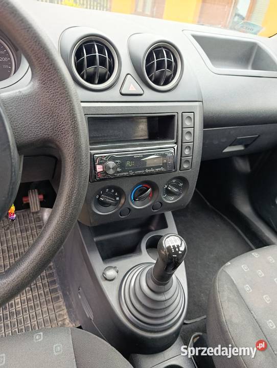 Ford Fiesta 12 benzy 75 małopolskie Słomniki