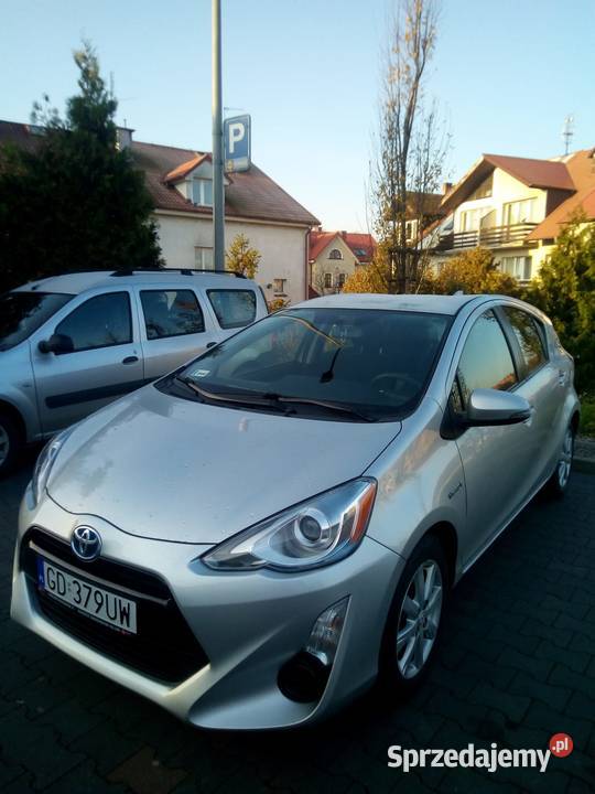 Toyota Prius C Zadbany produkcji 2015 Gdańsk