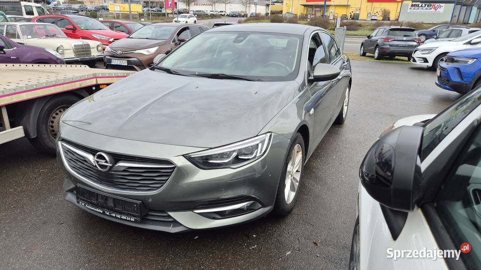 Piękna Opel Insignia B full stan idealny Rok produkcji 2017 Rzeszów