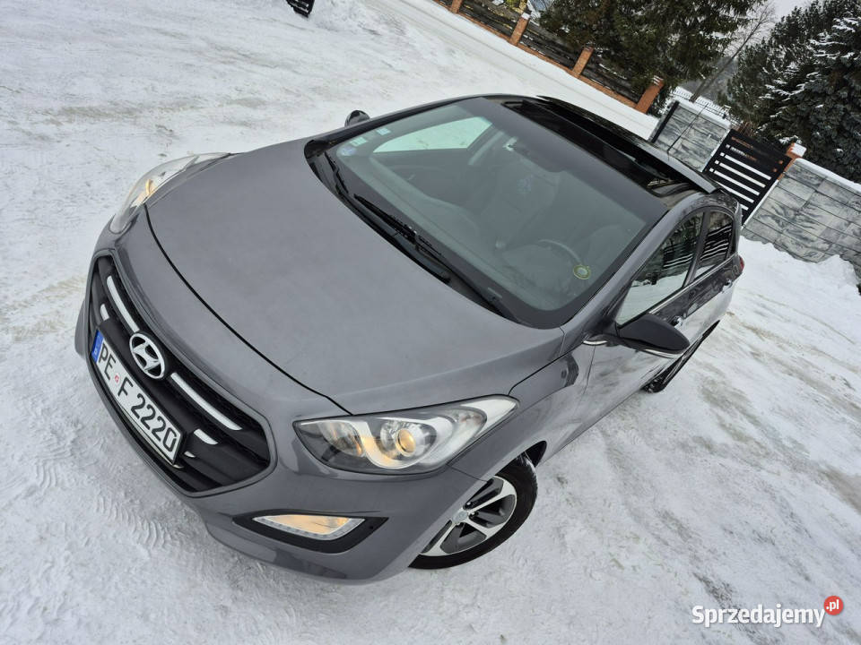 Hyundai i30 16 benzyna navi kamera led lift II elektrochrom. lusterko wst. Drelów sprzedam