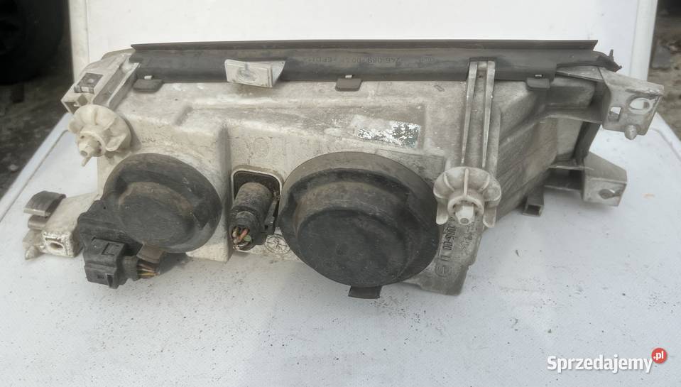 Lampa lewa przód Skoda Octavia I