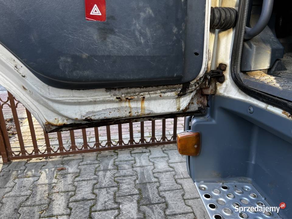Pomoc drogowa autolaweta laweta Mercedes Atego nie podkarpackie Stalowa Wola