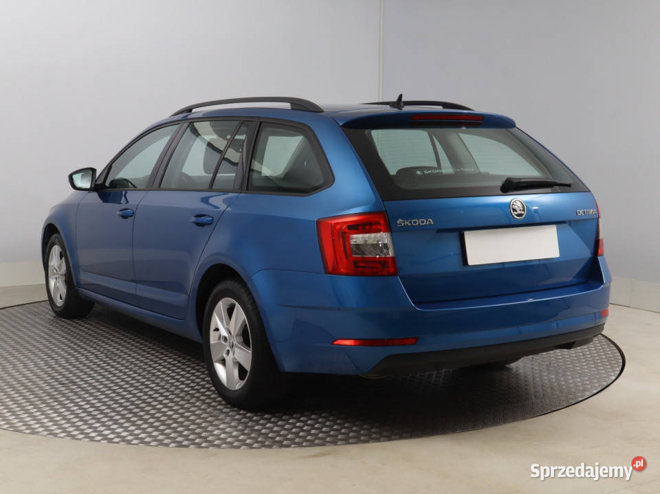 Skoda Octavia 15 TSI niebieski Octavia