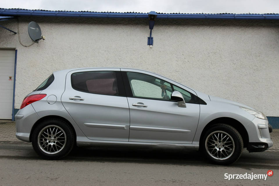 Peugeot 308 2008r 16 Benzyna Rok produkcji 2008 Nysa