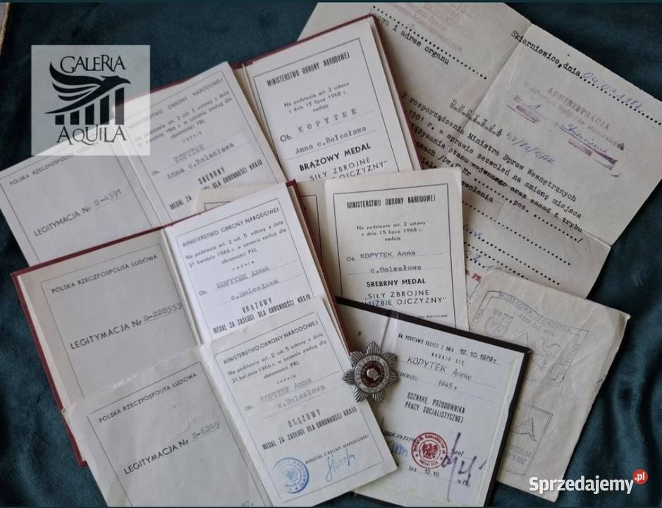 Zestaw odznaczeń i dokumentów małżeństwie Wejherowo sprzedam