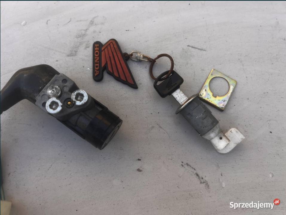 Zamek stacyjka kluczyk Honda lead 100 Ostrzeszów