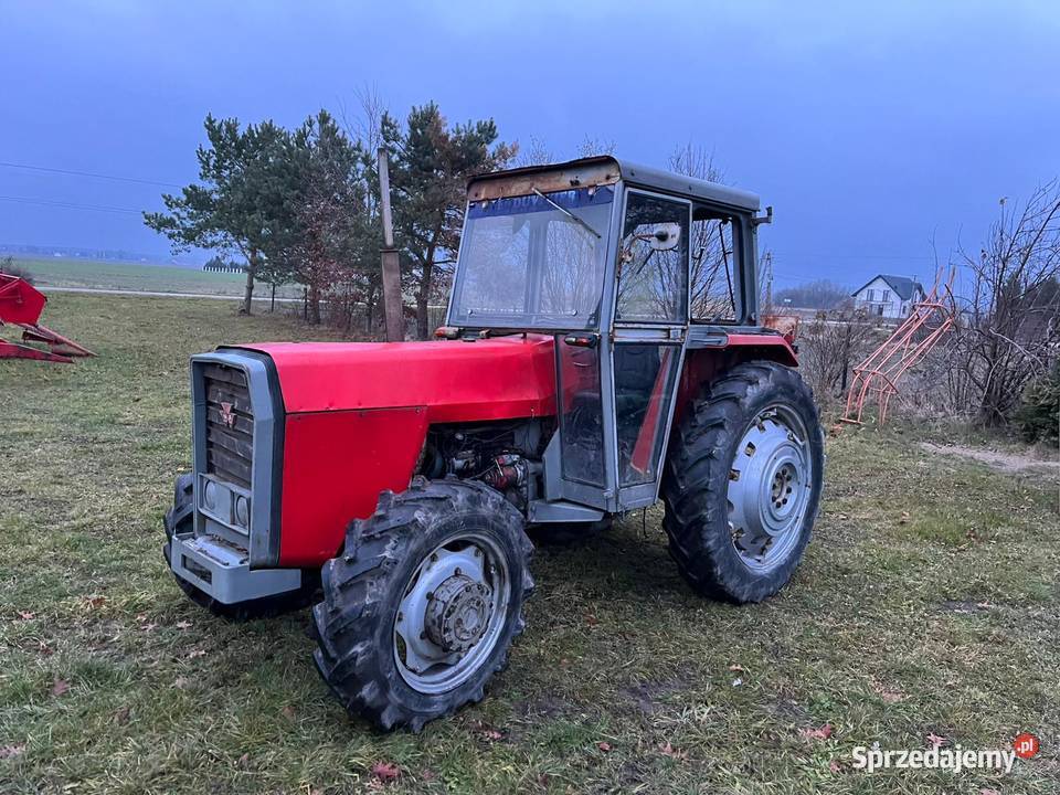 Ciągnik rolniczy Massey Ferguson 285 4x4 z Jędrzejów