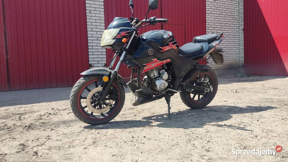 Benzer bolt 50 Silnik 125 Pionowy
