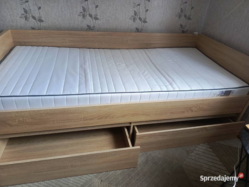 Łóżko 90x200 z materacem Używane Odbiór osobisty 90cm Łóżka Włocławek