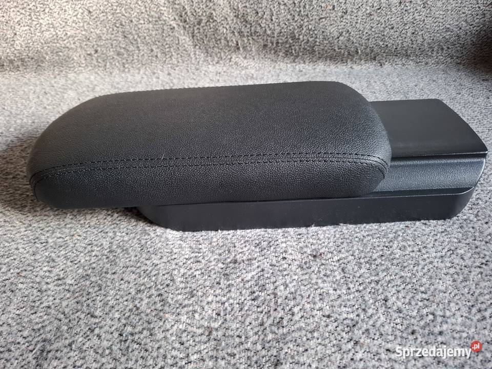 Toyota corolla cross Podłokietnik wysuwany Stargard