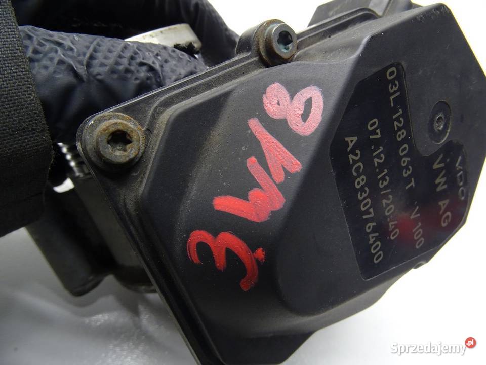 PRZEPUSTNICA POWIETRZA 03L128063T AUDI A4 B8 A5