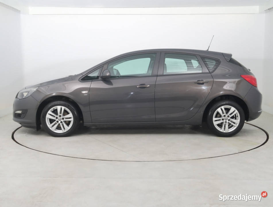 Opel Astra 14 T tempomat Bielany Wrocławskie