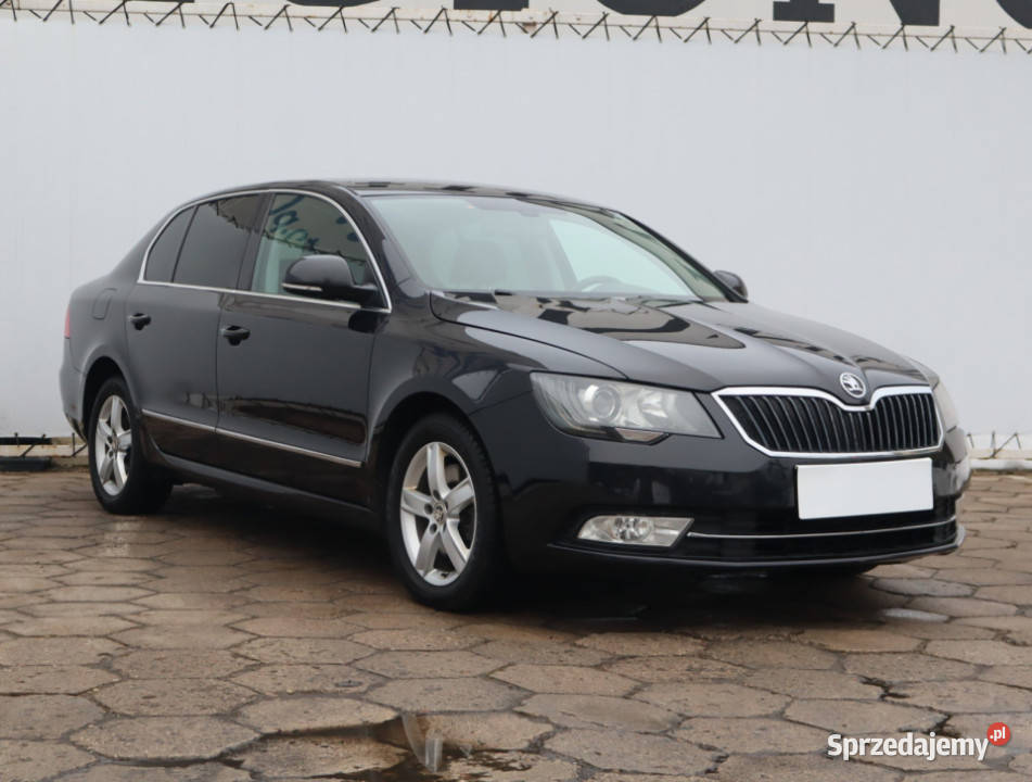 Skoda Superb 20 TDI elektrycznie ustawiane fotele Łódź sprzedam