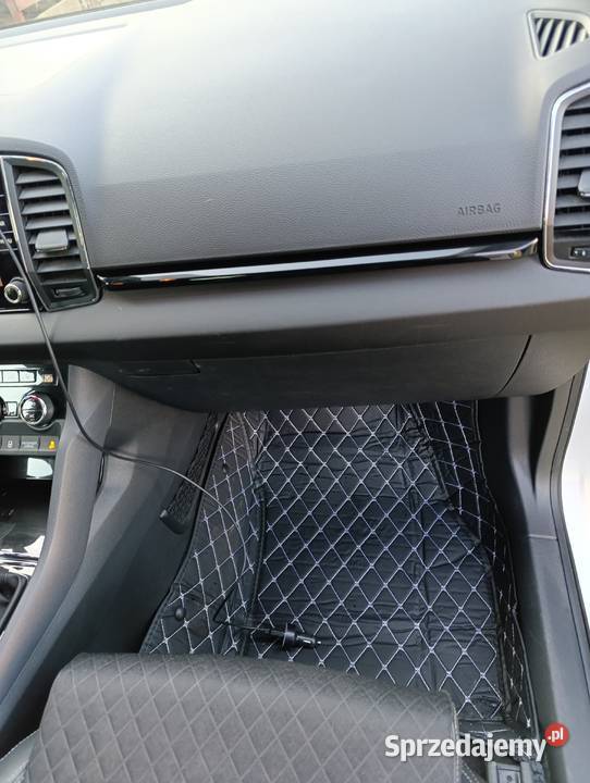 Śliczna skoda karoq Wilkowice