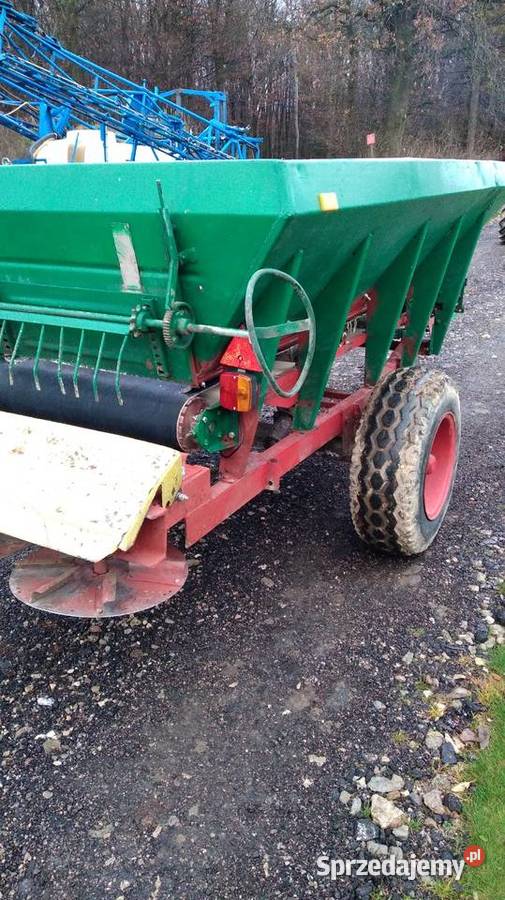 Rozsiewacz do wapna RCW 3 nieuszkodzony Krzczonów-Folwark