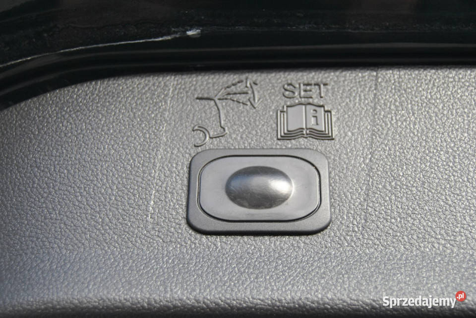 Ford Kuga El klapa LEDY Ksenony Park tonik Klima reflektory ksenonowe Modliborzyce