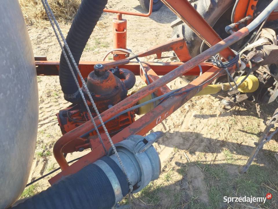 Wóz Asenizacyjny Beczkowóz 3000l Korfantów