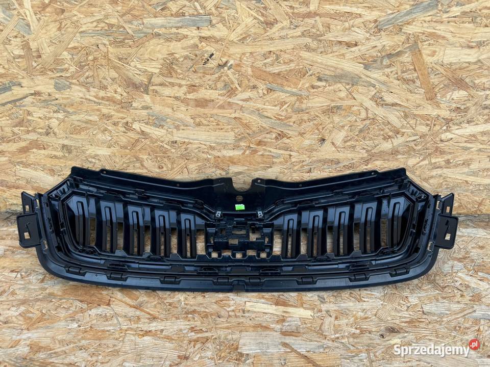 Grill atrapa chłodnicy skoda kamiq 658 19 czarny Międzychód