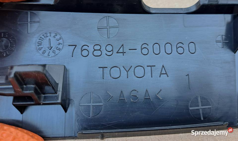 Osłona spojlera prawa Toyota Land Cruiser 150 dolnośląskie Mielęcin