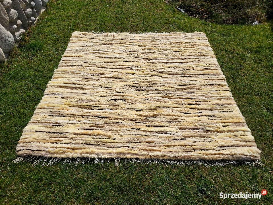 Dywan ze Skór Owczych Naturalnych 200x200 Dywan sprzedam