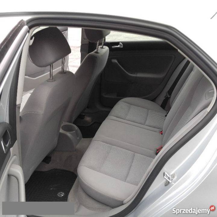 Volkswagen srebrny Olkusz