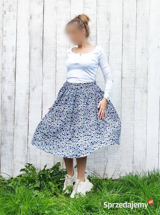 Spódnica midi łączka kwiatki kwiaty białe granat Rozmiar 38(M) Szczecin