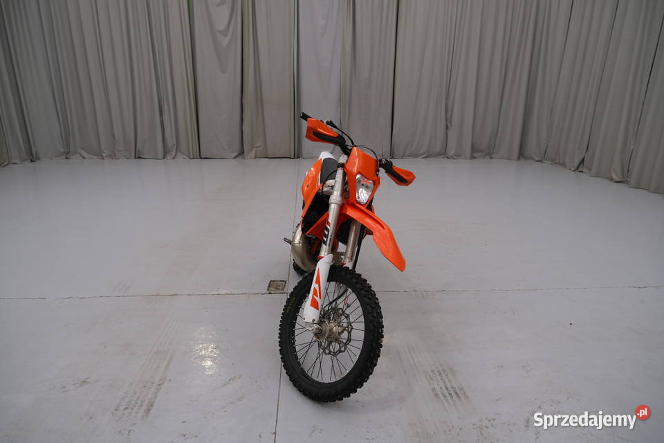 KTM MAXXIS 2022 14300 ccm 38 KTM KTM Warszawa sprzedam