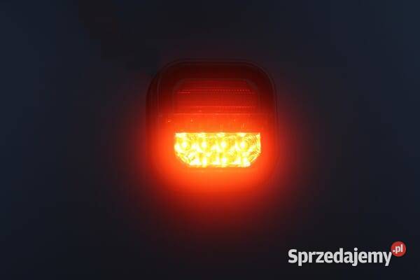 Zestaw bezprzewodowych lamp tylnych LED LA60040R małopolskie Kamionna