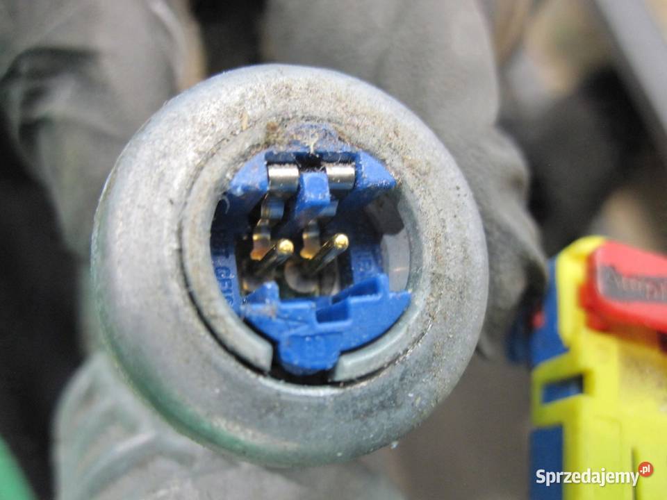 MERCEDES CITAN I W415 14r napinacz pasa lewy