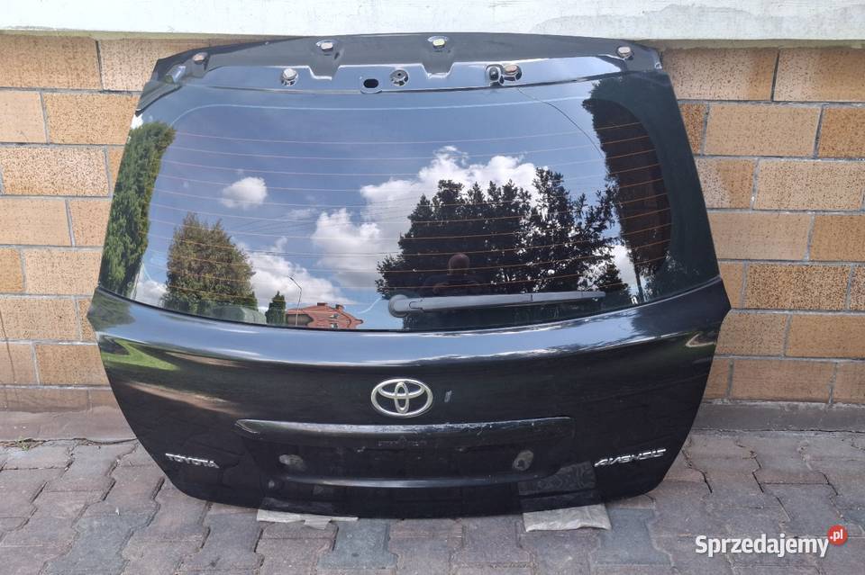 Klapa Toyota Avensis T25 Sandomierz