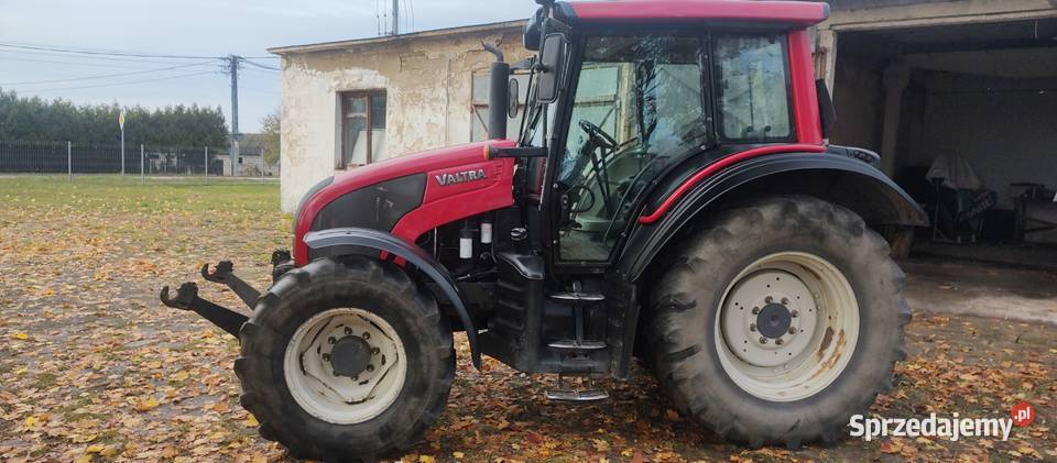 Valtra N92 kupiona u Polskiego dilera