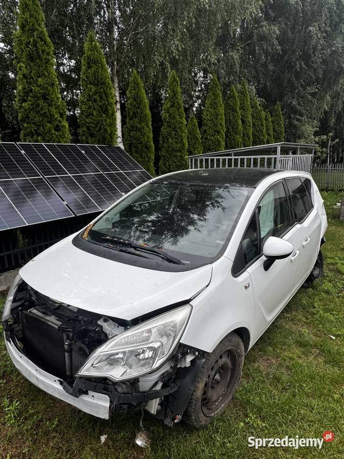 Opel Meriva uszkodzona Dulcza Wielka