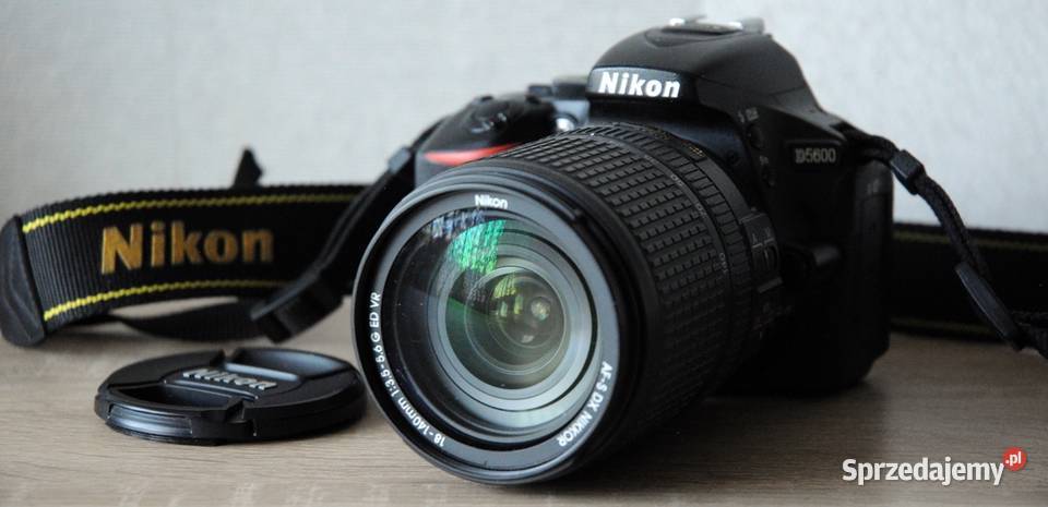 Nikon D5600 z super obiektywem 6 przebiegu Gliwice