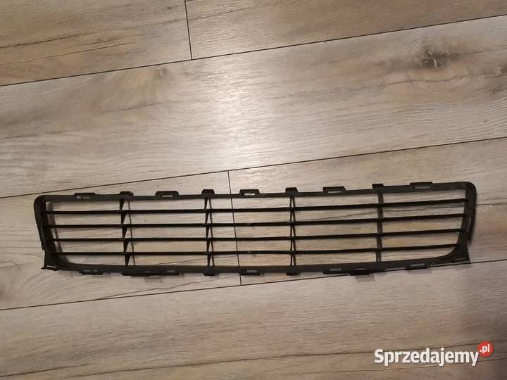 TOYOTA AURIS 0609 ŚRODKOWA KRATKA ZDERZAKA PRZÓD Międzychód