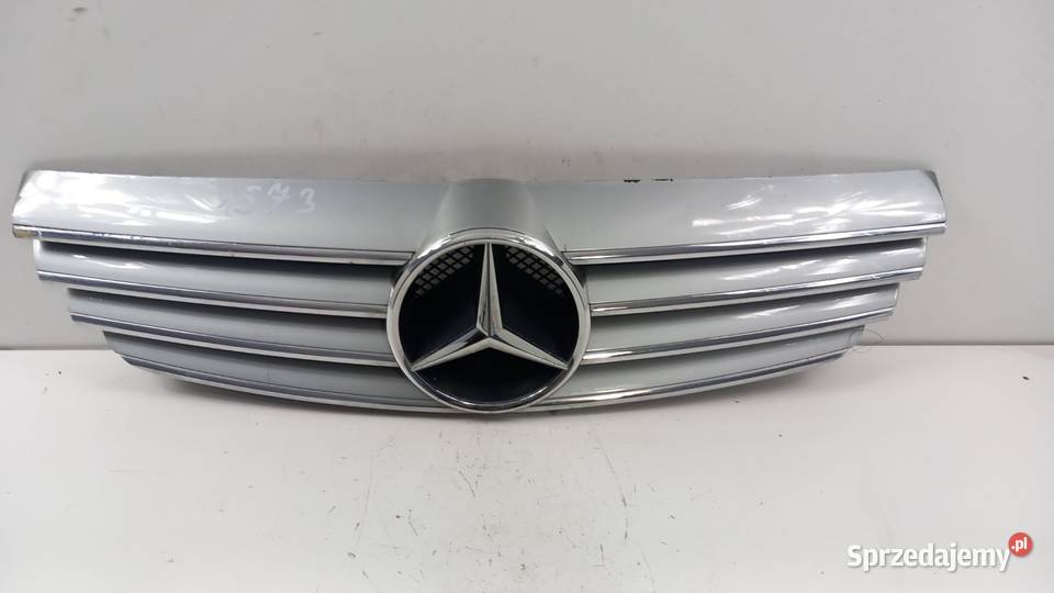 MERCEDES CLK W209 ATRAPA GRILL C744 Części samochodowe Zbierkowo