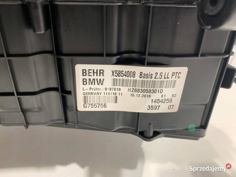 BMW F10 F11 LCI NAGRZEWNICA DMUCHAWA STELAŻ
