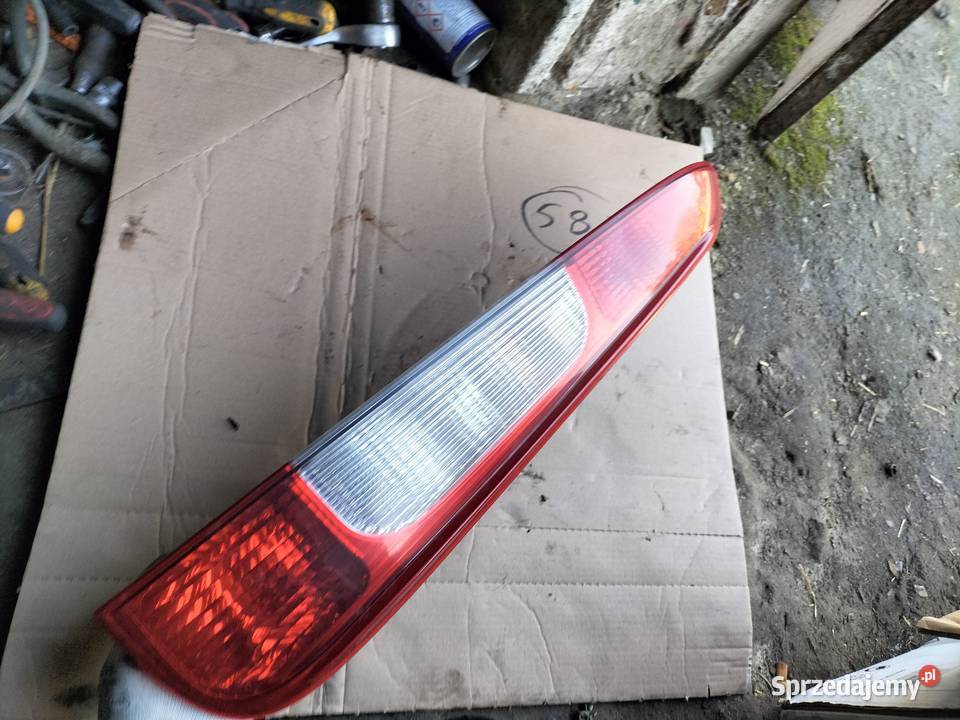 FORD FOCUS C MK1 2004 LAMPA TYŁ TYLNA PRAWA sprzedam