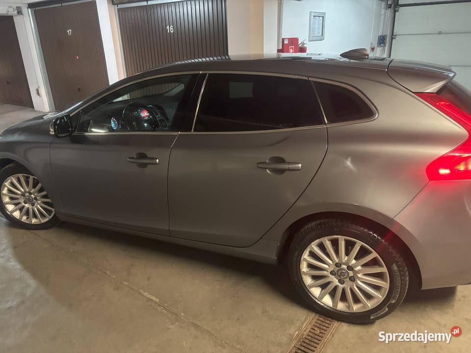 Sprzedam VOLVO v40 Płock