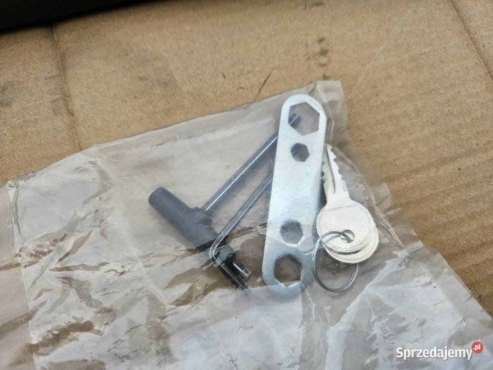 Belki Dachowe Bagażnik BMW F10 Komplet THULE Katowice