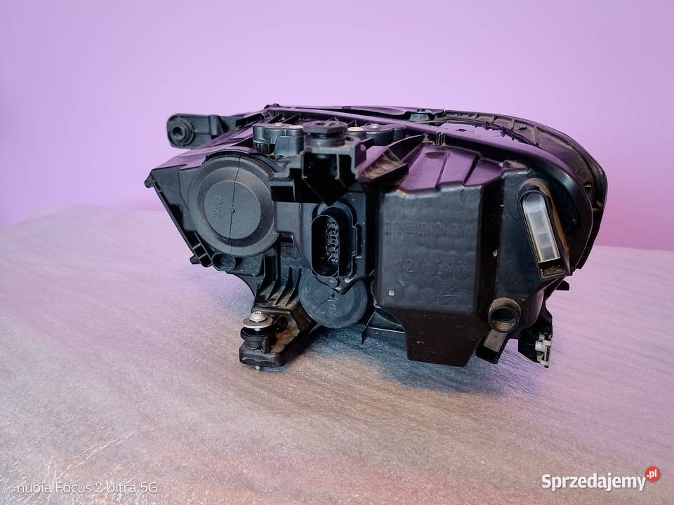 VW Passat prawa lampa 3G1941036Q Części samochodowe