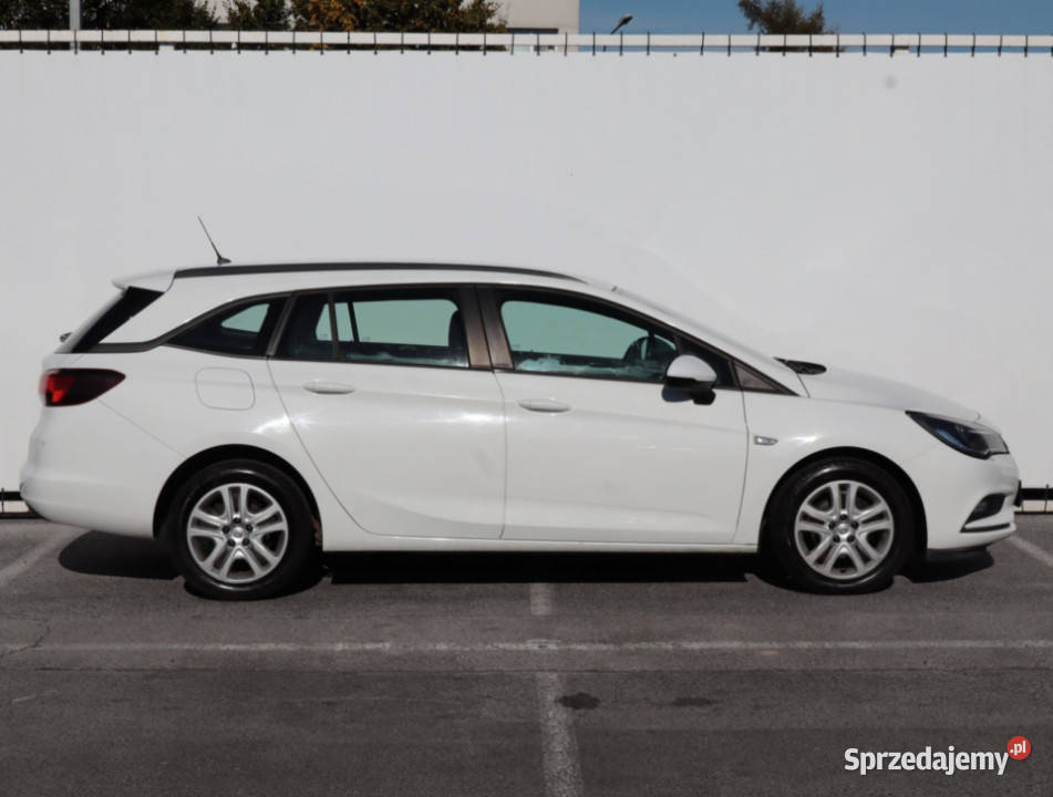 Opel Astra 16 CDTI światła przeciwmgielne lubelskie Lublin