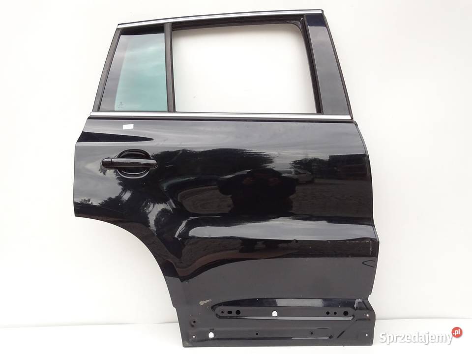 DRZWI PRAWY TYŁ PRAWE TYLNE LC9X VW TIGUAN I 5N sprzedam