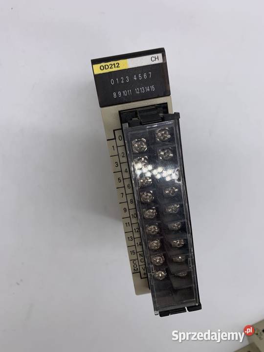 Omron C200H212 Output Unit