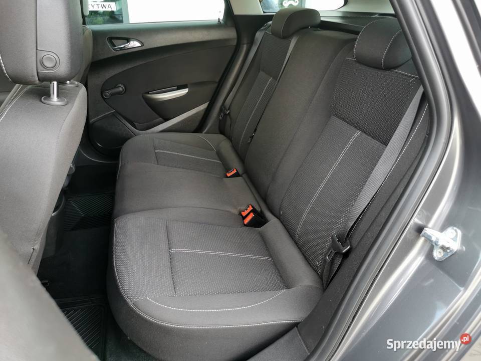 OPEL ASTRA 17 CDTI 110 TEMPOMAT HAK NAWIGACJA Poznań