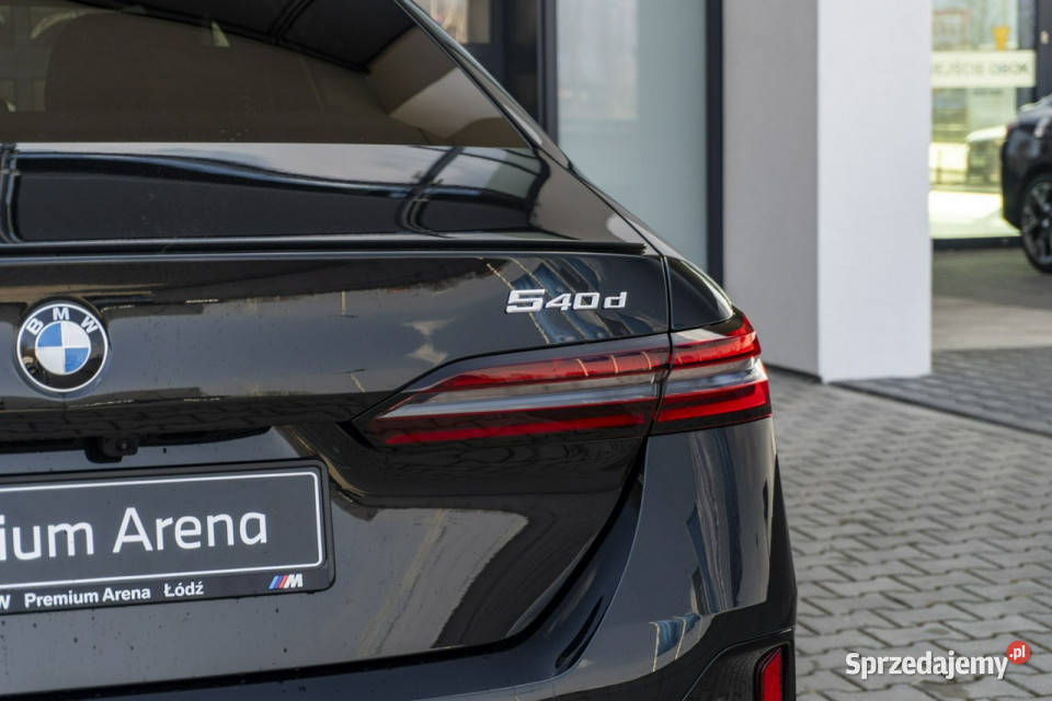 BMW 540 540d xDrive Limuzyna DEMO G60 2023 kamera cofania Łódź