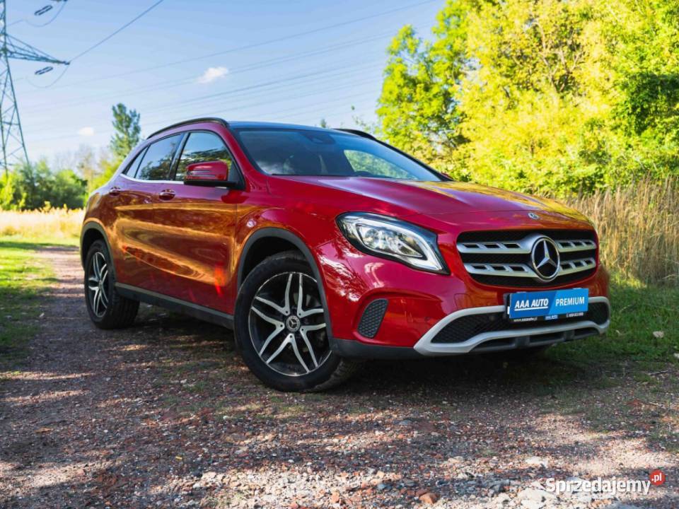 Mercedes GLA GLA 200 benzyna Piaseczno sprzedam