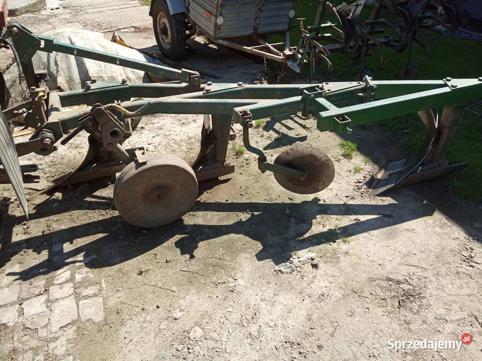 Pług 3 skibowy z przystawką na 4 skibę Rolnictwo Łowce sprzedam